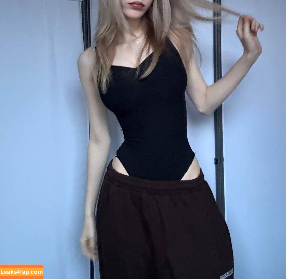 hefxtom /  leaked photo photo #0158