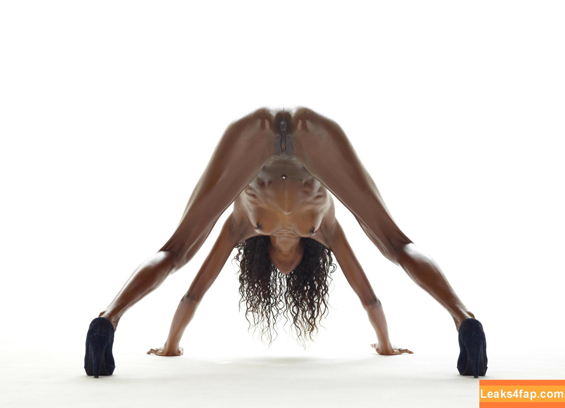 Hegre / hegreworld / theemilybloom leaked photo photo #2849