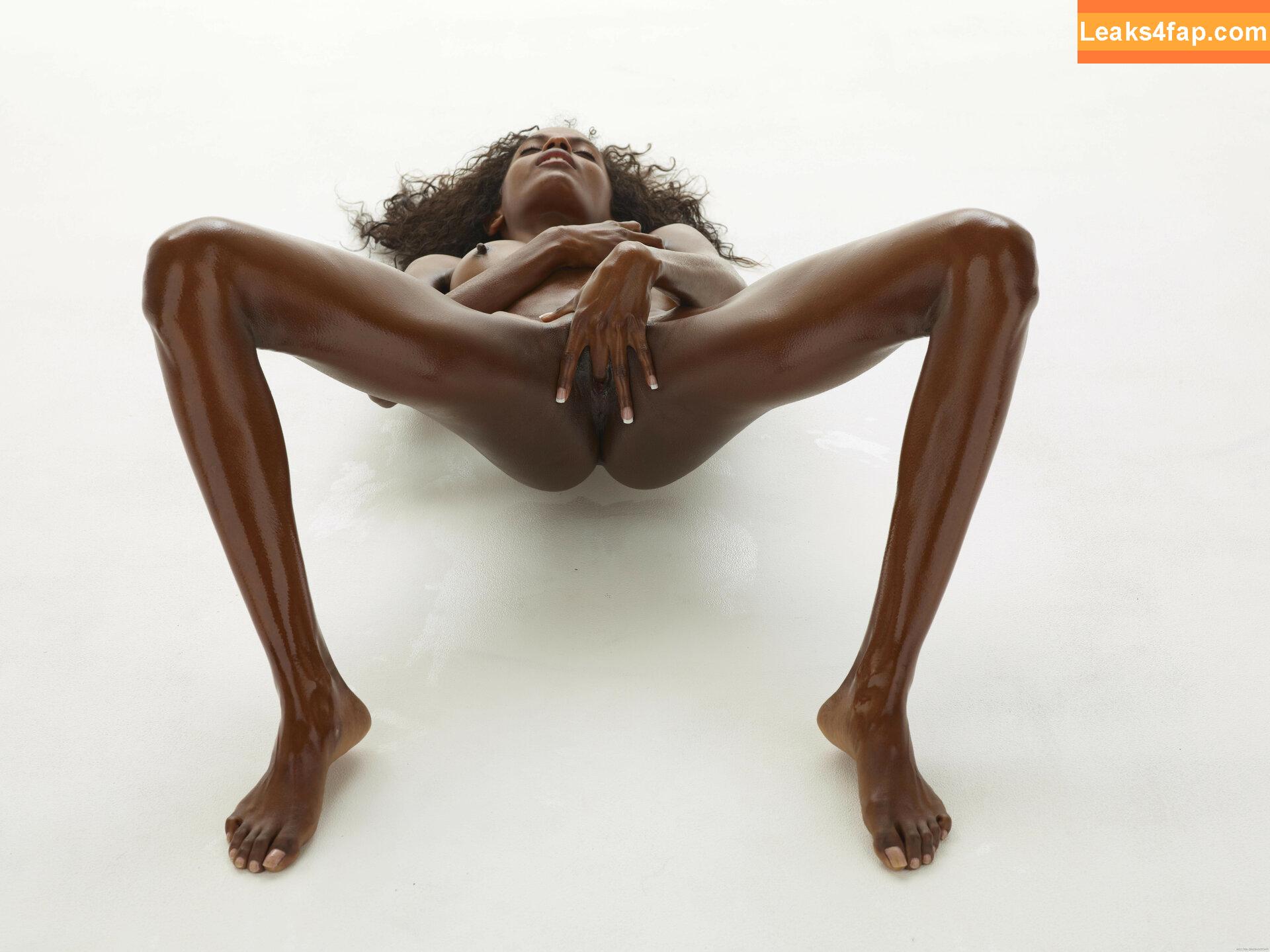 Hegre / hegreworld / theemilybloom leaked photo photo #3744