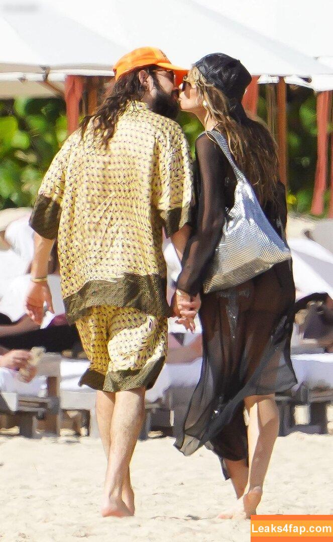 Heidi Klum / heidiklum / https: leaked photo photo #1740