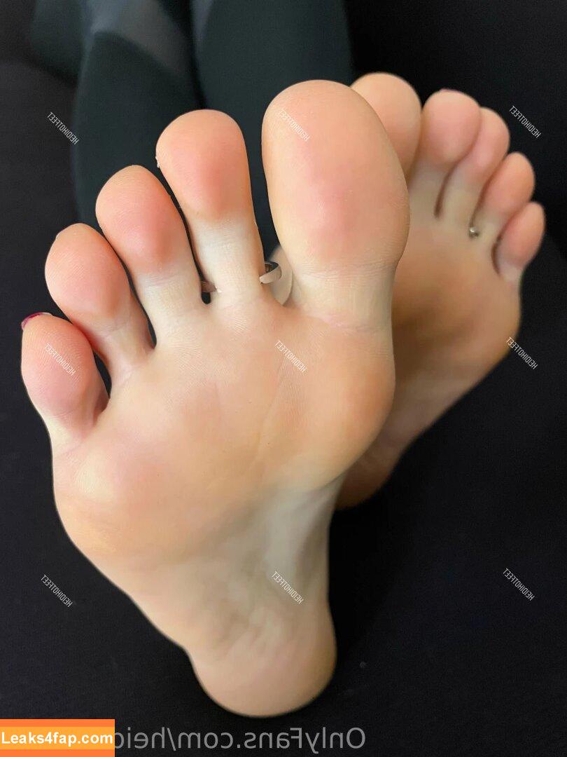 Heidihotfeet /  слитое фото фото #0002