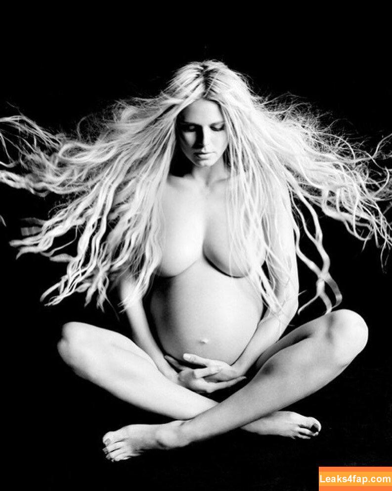 heidiklum /  leaked photo photo #0023