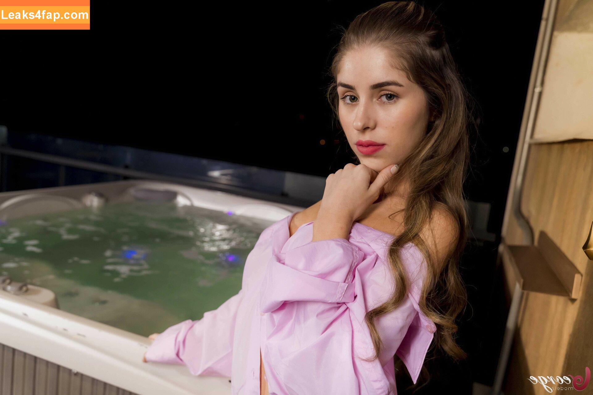 Heidy Pino / Blowjob / Heidymodel Fake Handjob / heidy_pino leaked photo photo #0106