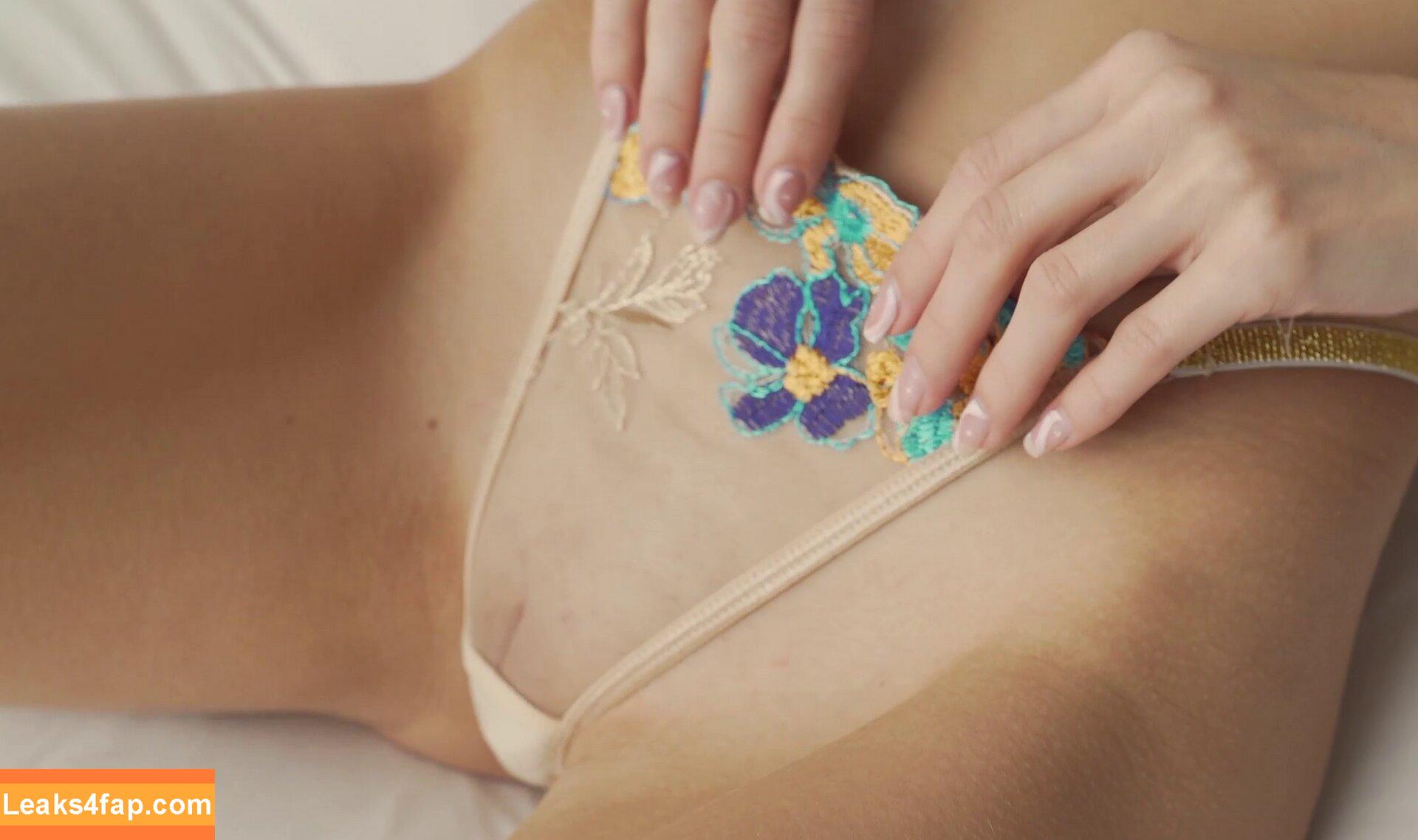 Heidy Pino / Blowjob / Heidymodel Fake Handjob / heidy_pino leaked photo photo #1770