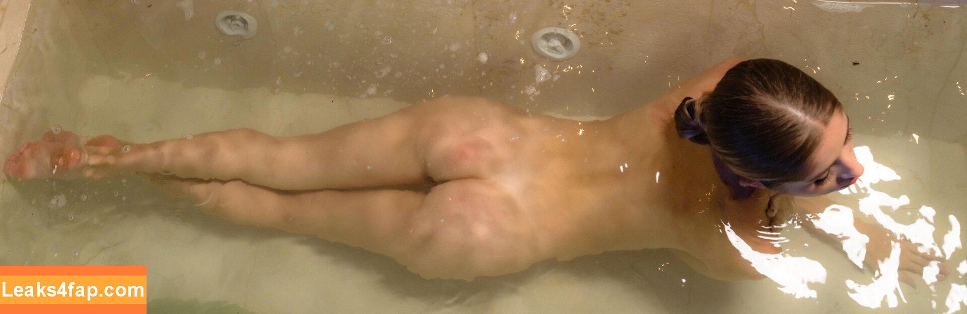 Heidy Pino / Blowjob / Heidymodel Fake Handjob / heidy_pino leaked photo photo #1937