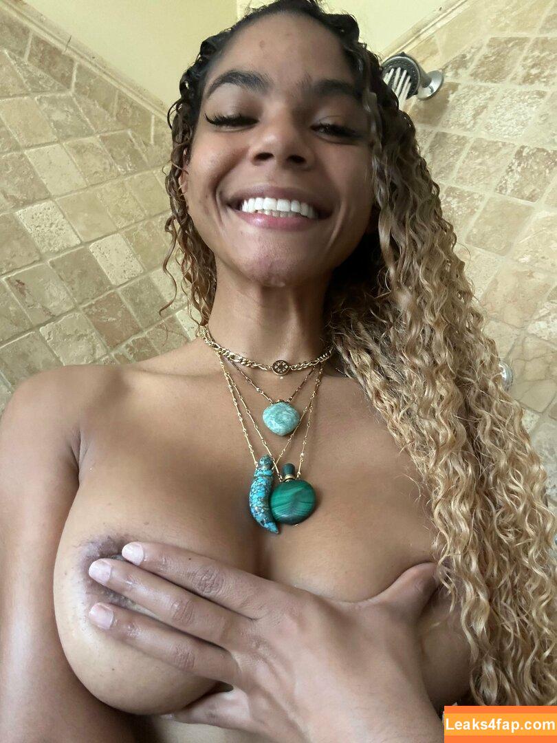 Helayna Marie / princess marie / princesshelayna leaked photo photo #0171