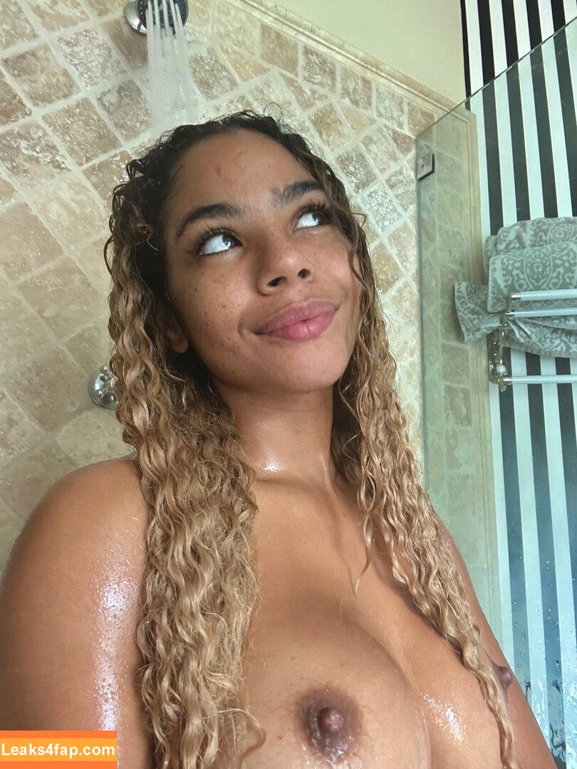 Helayna Marie / princess marie / princesshelayna leaked photo photo #0244