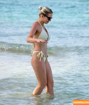 Helen Flanagan фото #0430