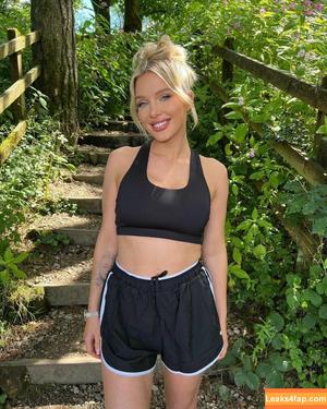 Helen Flanagan фото #1075