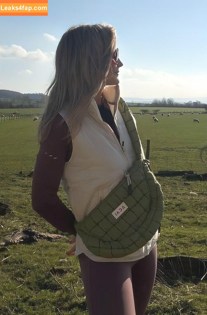 Helen Skelton / helenskelton leaked photo photo #0112