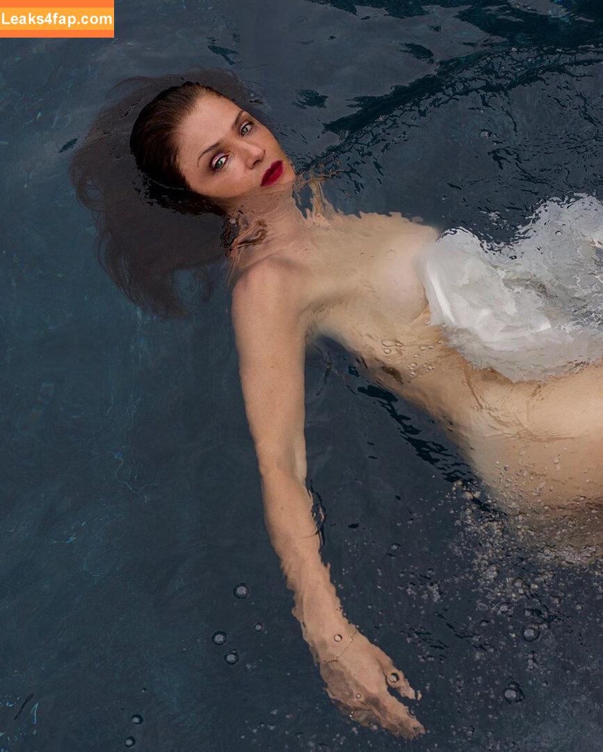 Helena Christensen / helenachristensen слитое фото фото #0064
