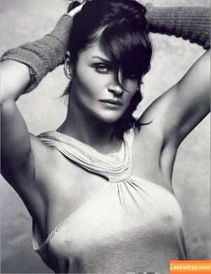 Helena Christensen photo #0012