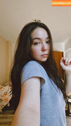 Helena Leao photo #0005