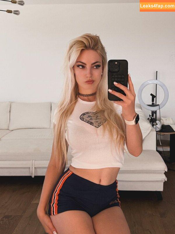 Helenakingsoul free nudes