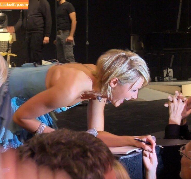 Helene Fischer / helenefischer leaked photo photo #0162