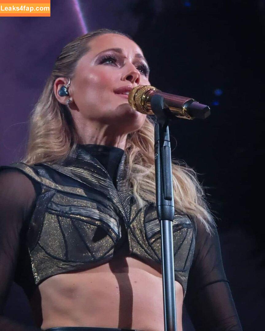 Helene Fischer / helenefischer leaked photo photo #0262