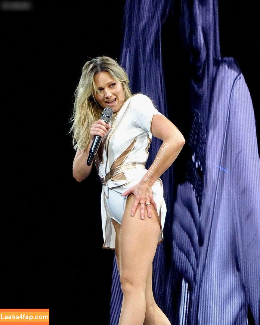 Helene Fischer / helenefischer leaked photo photo #0322