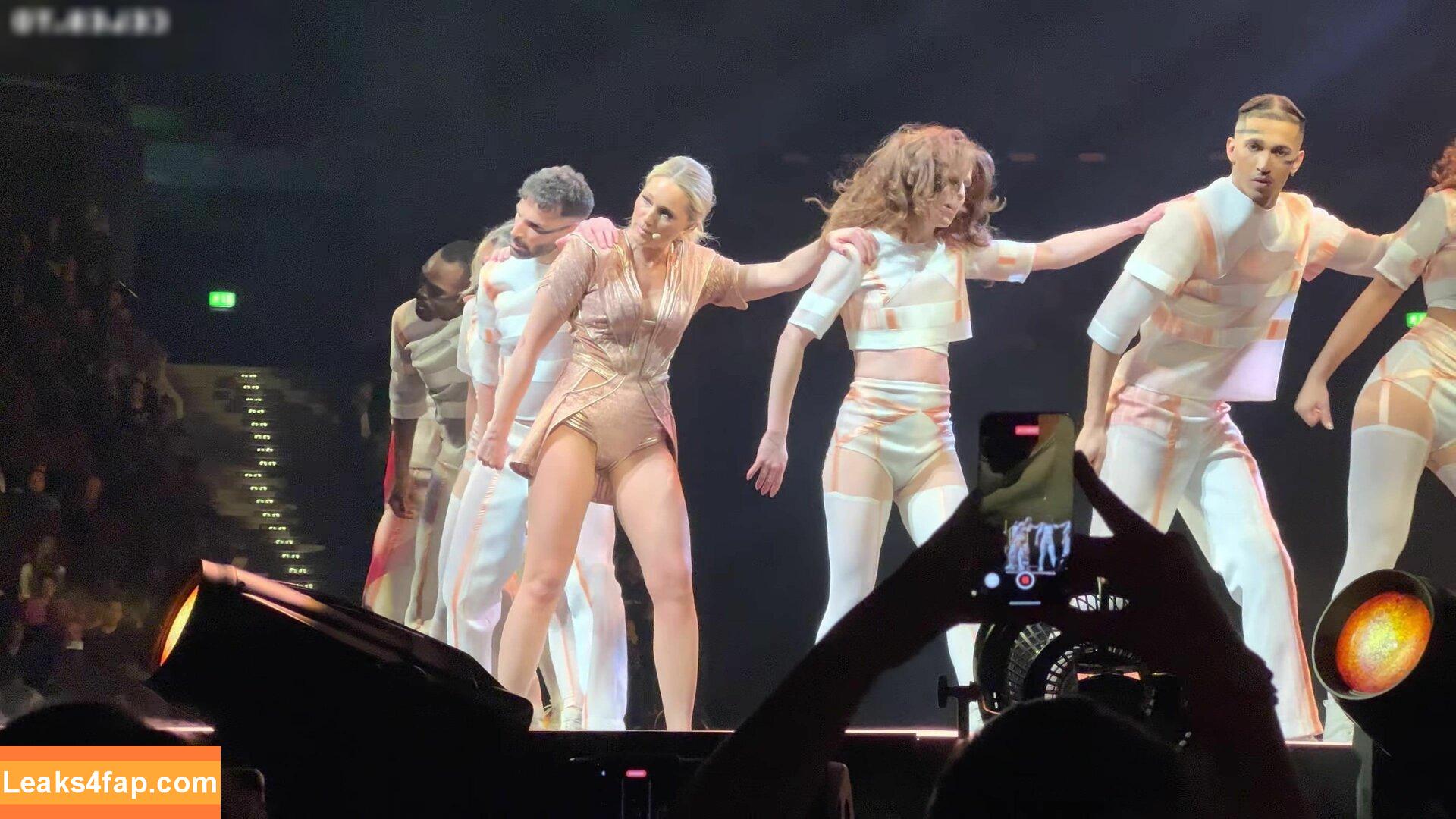 Helene Fischer / helenefischer leaked photo photo #0326