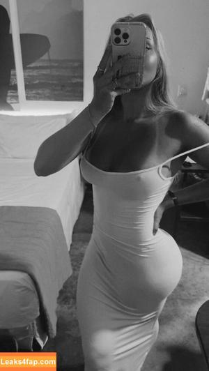 heleneelises photo #0047