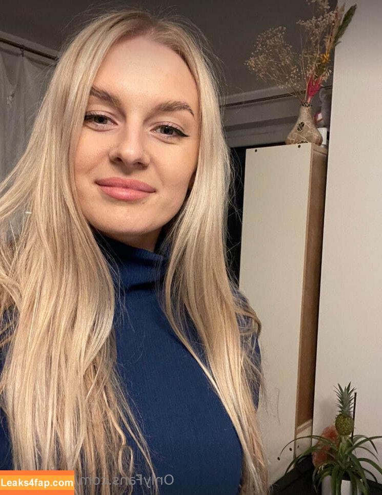 hell_lenaa / hell_lena leaked photo photo #0010