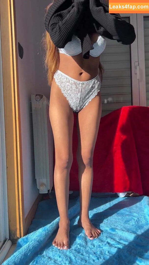 Hellen Karoline / HellenKaroline511 / hellen5110 / hellen5113 leaked photo photo #0001