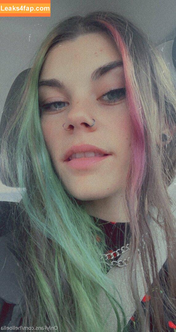 helloella /  leaked photo photo #0011