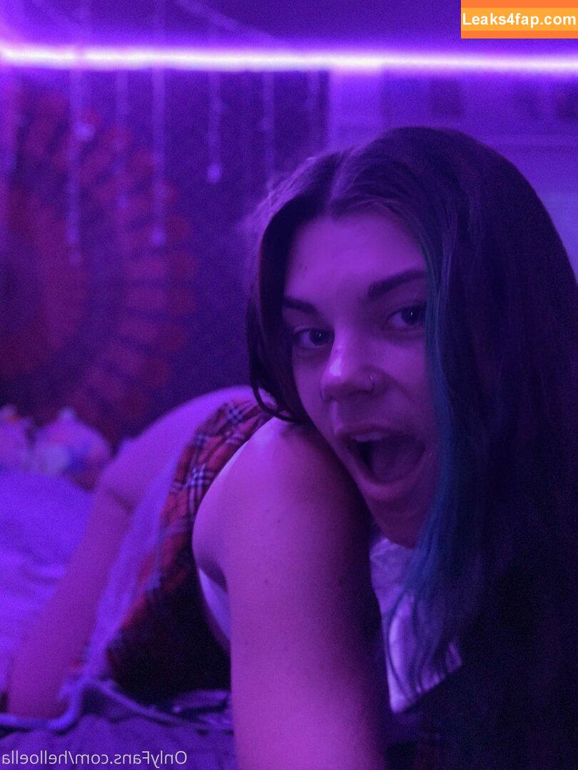 helloella /  leaked photo photo #0030