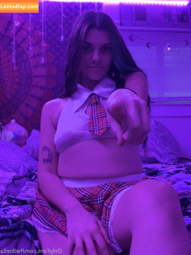 helloella /  leaked photo photo #0032