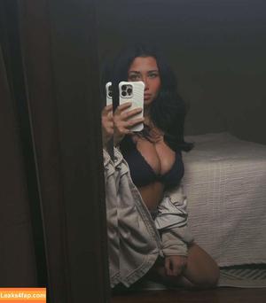 helloimtaratara photo #0011