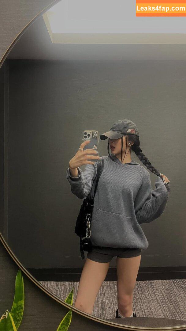 Hena Yang / hena.yng leaked photo photo #0131