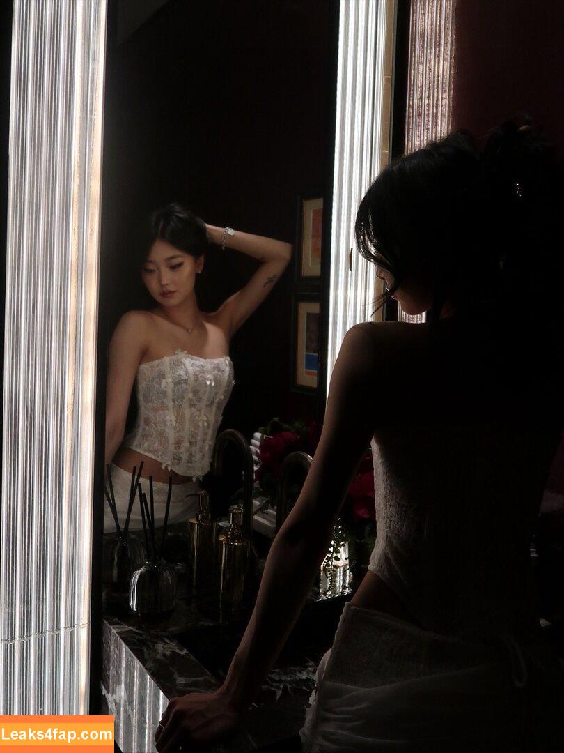 Hena Yang / hena.yng leaked photo photo #0136