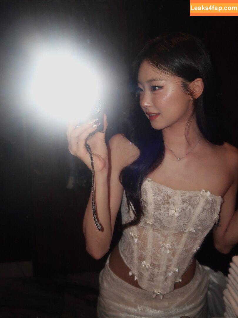 Hena Yang / hena.yng leaked photo photo #0138