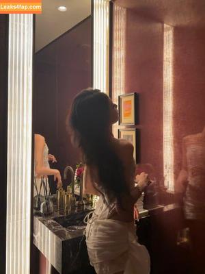 Hena Yang photo #0133