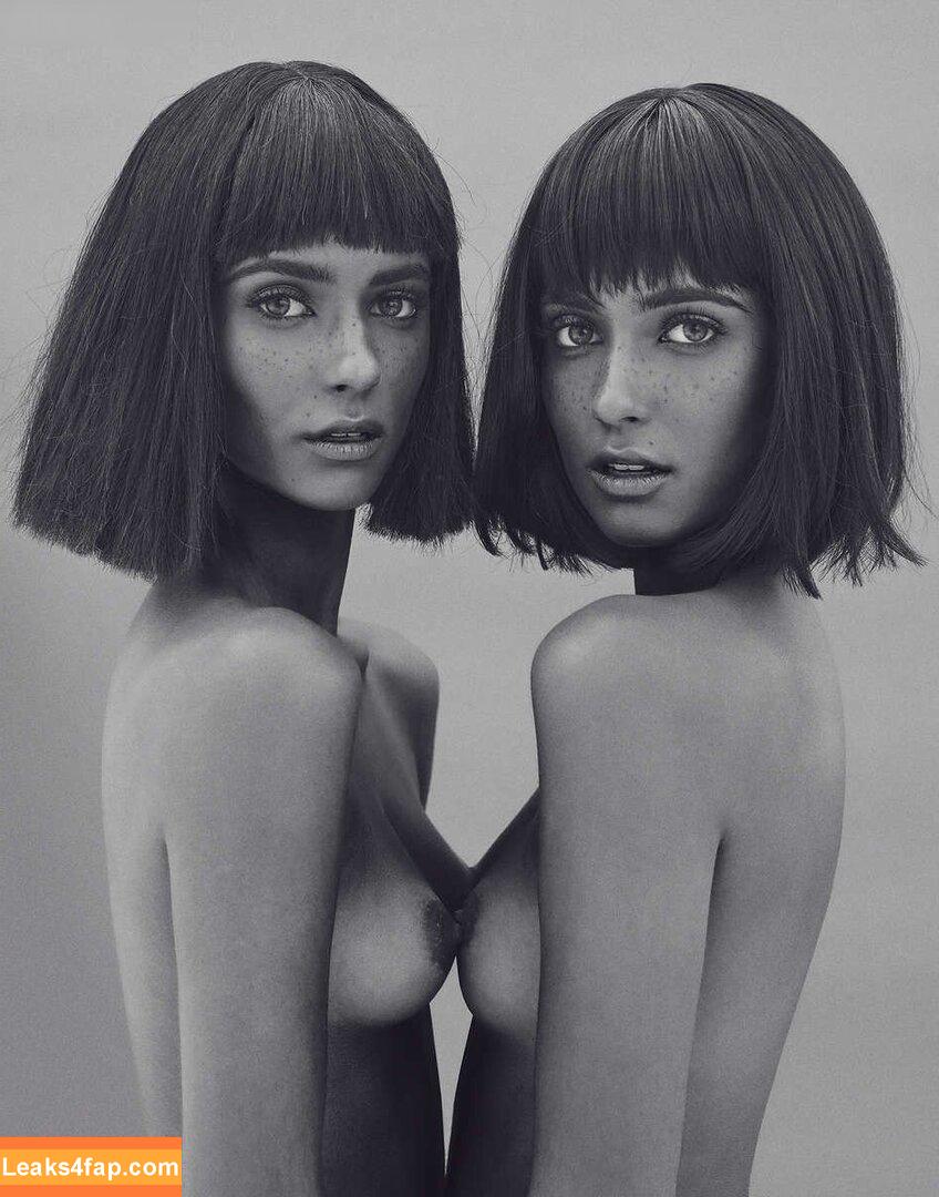 Herbert Twins / Elisha Herbert / Renee Herbert / reneeherbert_ leaked photo photo #0153