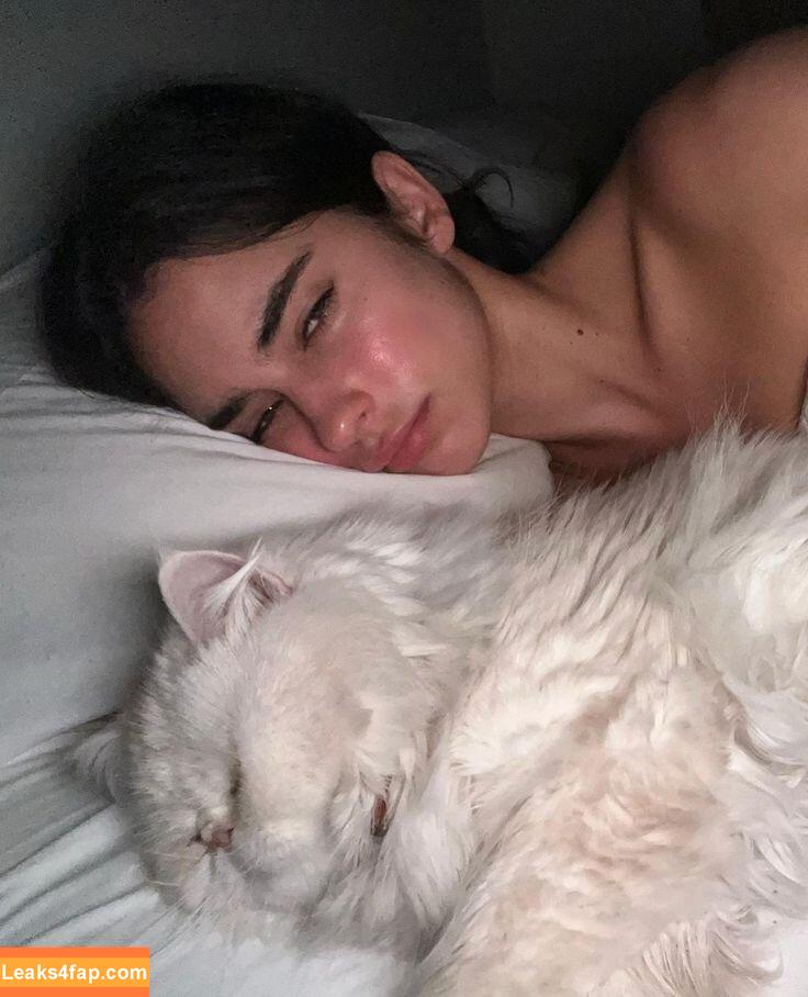 Herbert Twins / Elisha Herbert / Renee Herbert / reneeherbert_ leaked photo photo #0184