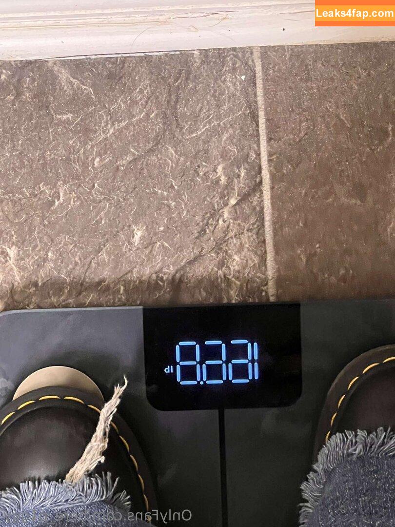 here_p1ggy /  leaked photo photo #0002
