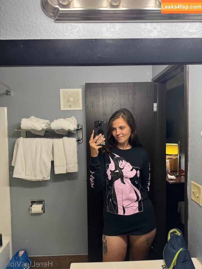 hereliesviolet /  leaked photo photo #0103