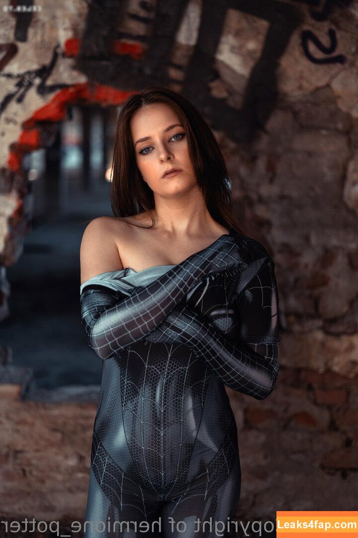 hermione_potter / hermione_puppy leaked photo photo #0146