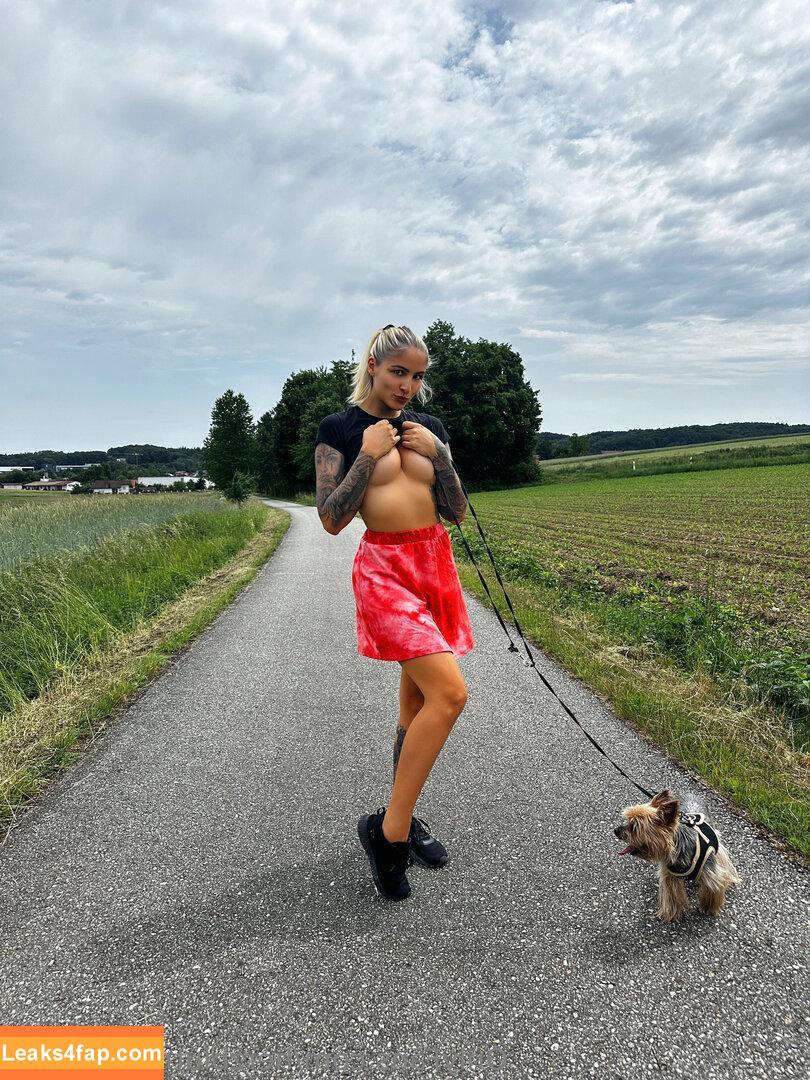 herzblutmadlofficial / herzblutmadl leaked photo photo #0020