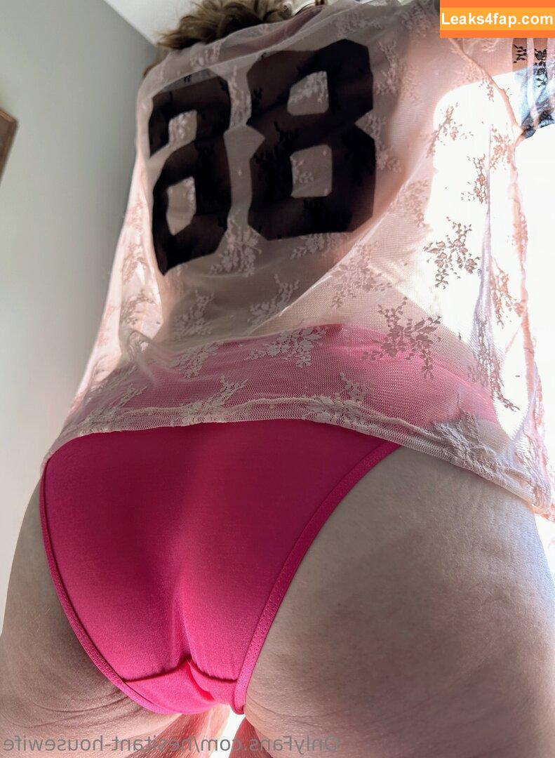 hesitant-housewife / the_hesitant_housewife leaked photo photo #0006