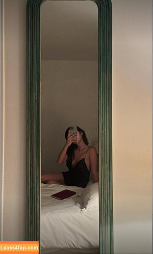 heyheyzzy photo #0020