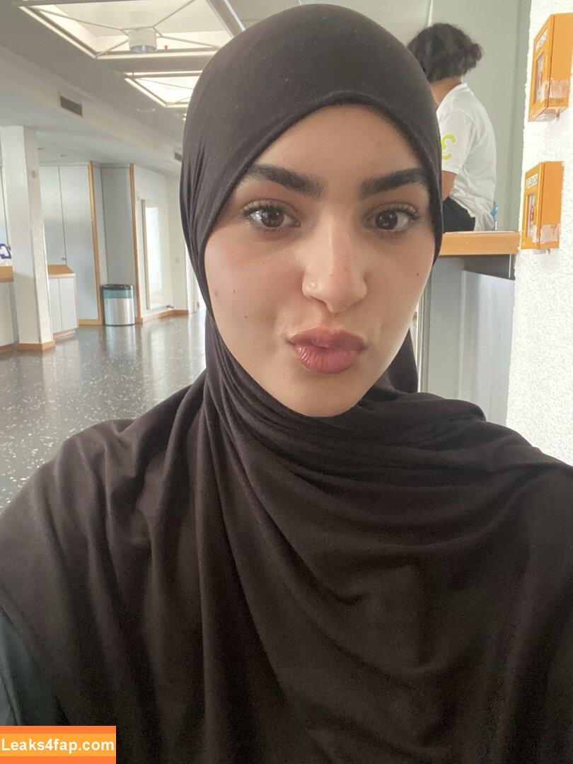 Hijab On / Hijab Off Girls слитое фото фото #0027