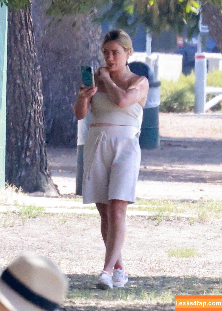Hilary Duff / hilaryduff leaked photo photo #0309