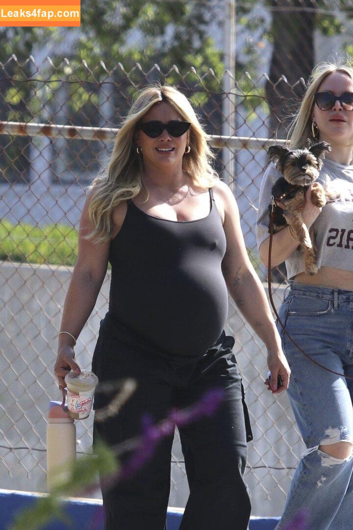 Hilary Duff / hilaryduff / kylanharv leaked photo photo #0909