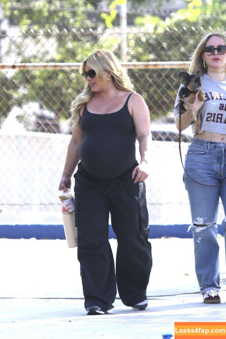 Hilary Duff / hilaryduff / kylanharv leaked photo photo #0911