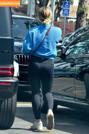 Hilary Duff photo #0030