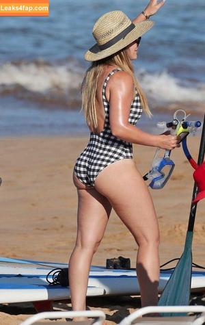 Hilary Duff photo #0033