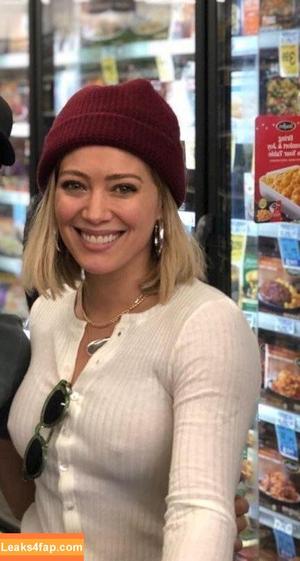 Hilary Duff photo #0045