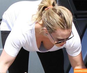 Hilary Duff photo #0064
