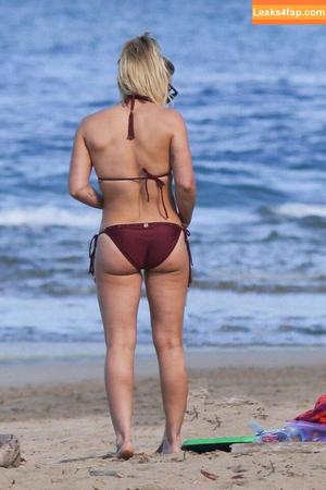 Hilary Duff photo #0072